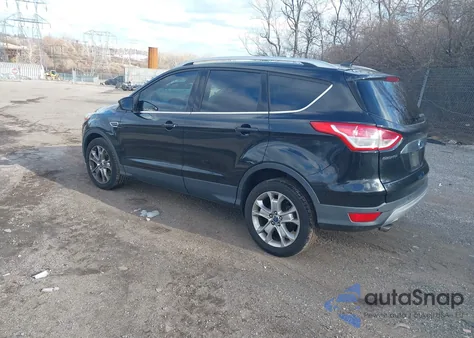 2015 Ford Escape Titanium z USA, uszkodzony, nr VIN 1FMCU9JX3FUB44852